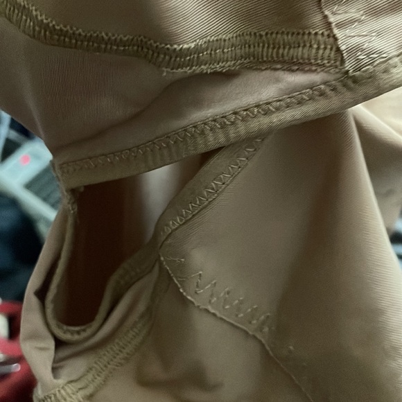 NWOT BELLA BODY SHAPER - Picture 6 of 7